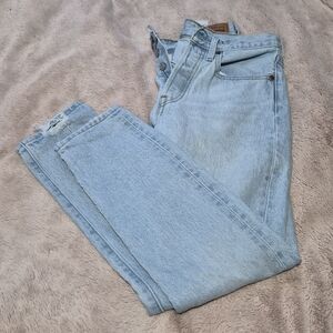 LEVIS 501 Button Fly 100% Cotton 26 / 28 Light Wash Old School High Waist Womens